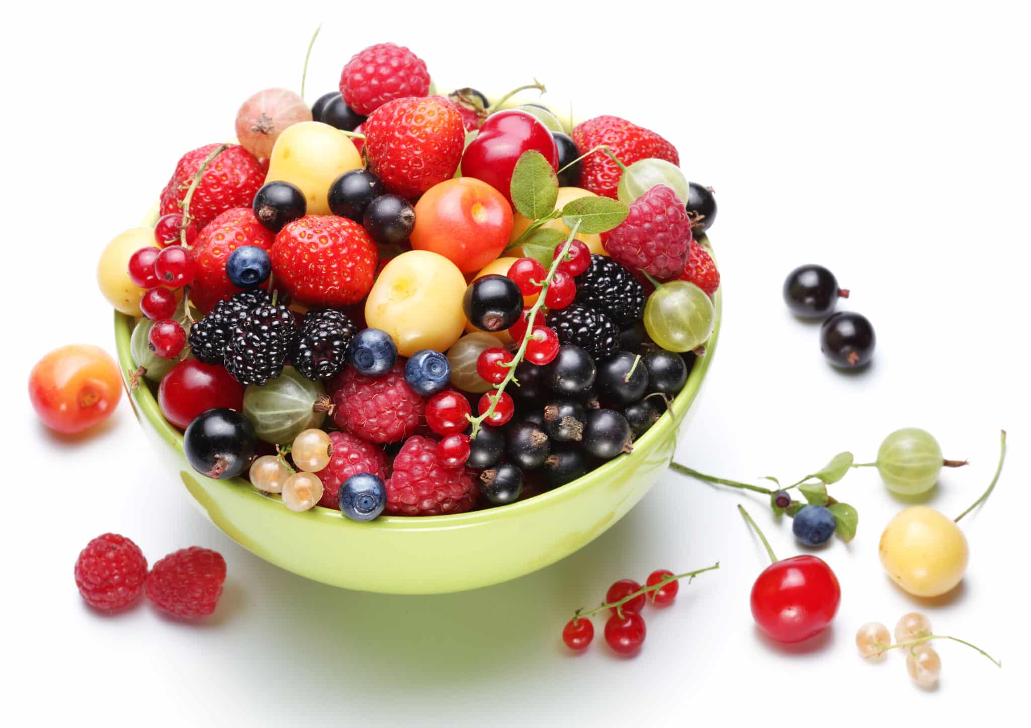 An image of berries rich in quercetin, a natural flavonoid that may support stress response and overall well-being.